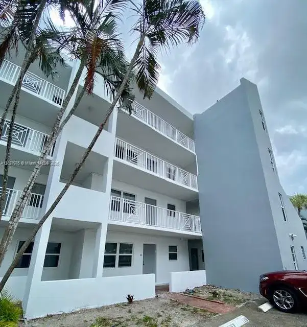 2860 NE 14th St Cswy # 204D, Pompano Beach FL 33062 photo 4