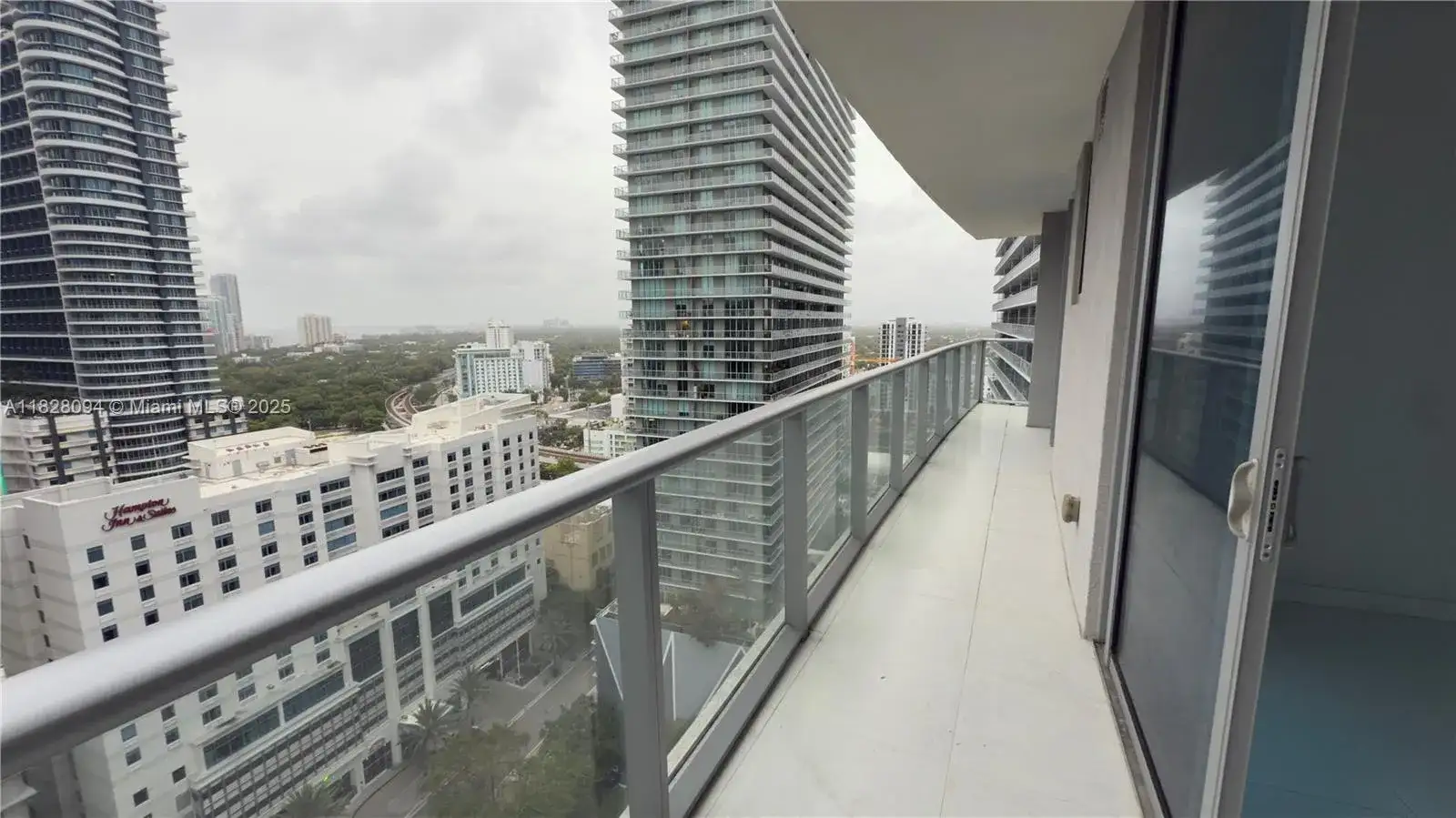 1100 S Miami Ave # 2104, Miami FL 33130 photo 4