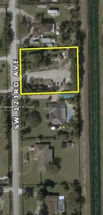243XX SW 123rd AVE, Homestead FL 33032 photo 2