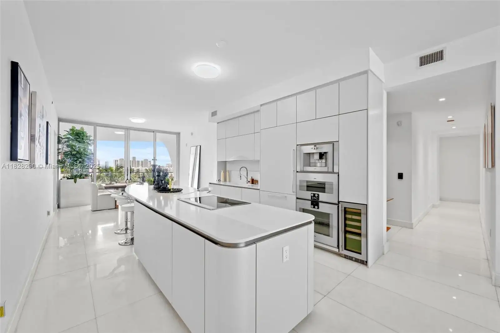 16901 Collins Ave # 503, Sunny Isles Beach FL 33160 photo 4