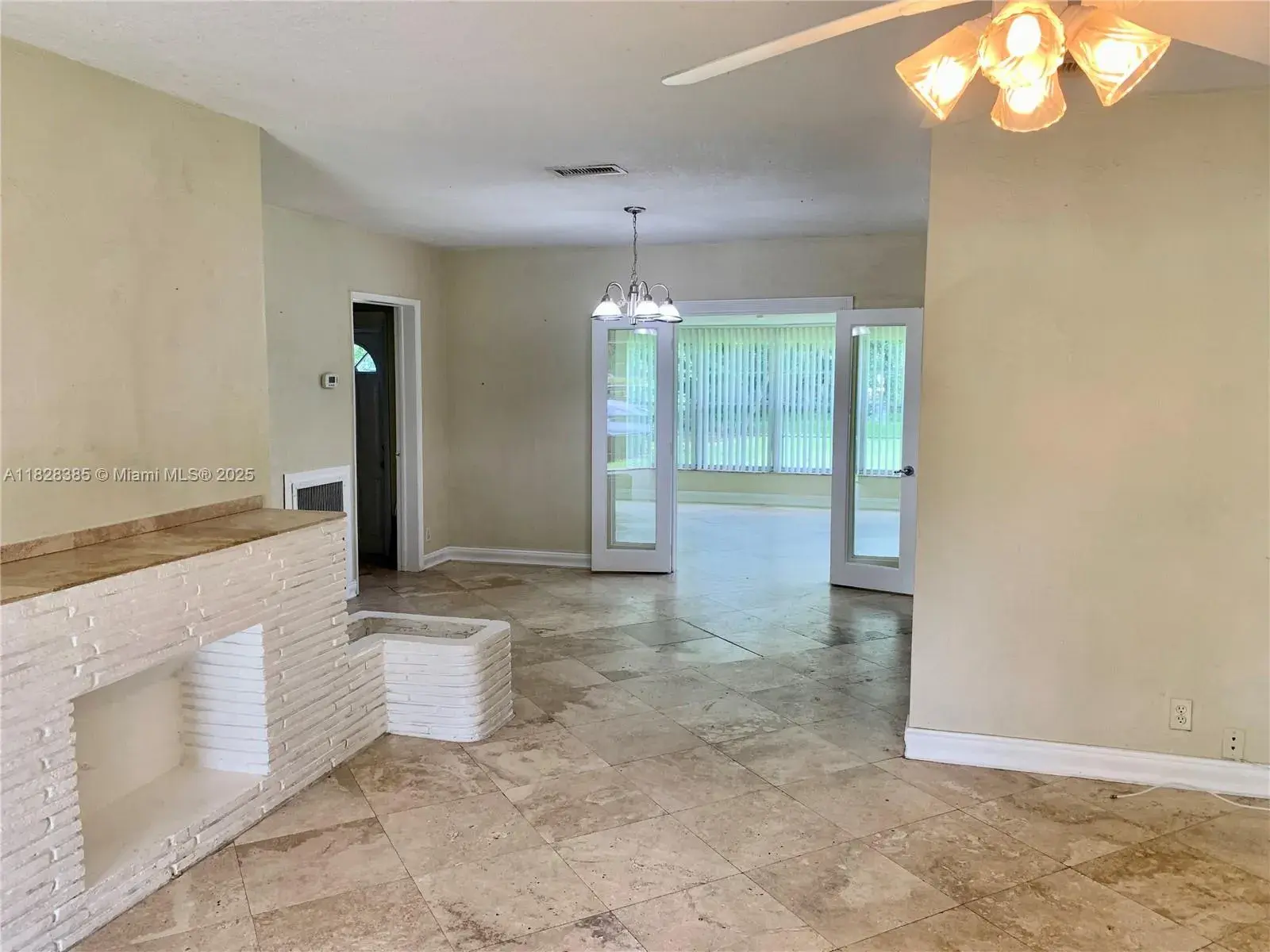 5221 Orange Dr, Davie FL 33314