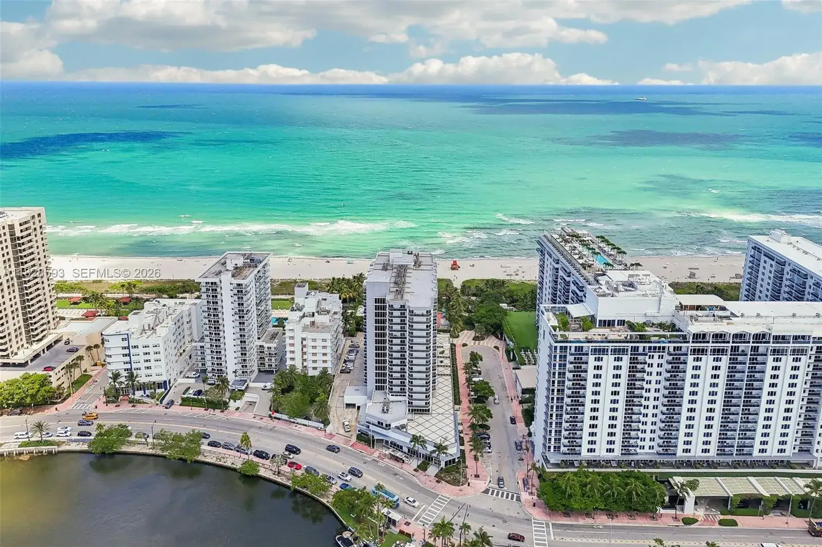 1 bedroom 1 bath Residential for sale at 2401 Collins Ave # 1612, Miami Beach FL 33140