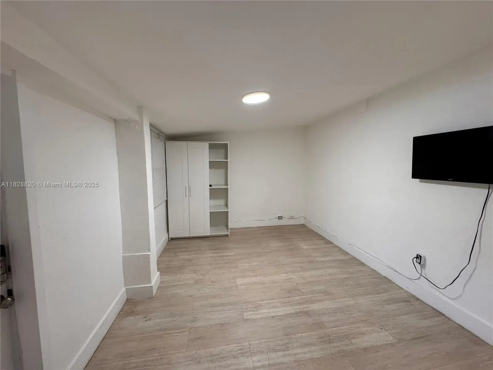 2796 SW 34th Ct # 1, Miami FL 33133