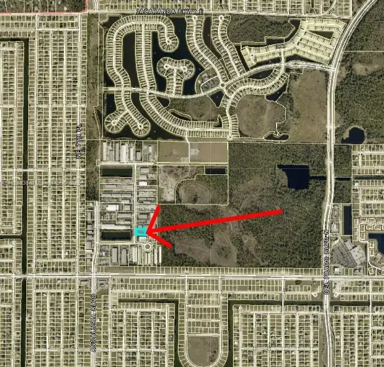 2513 NE 9th Ave, Cape Coral FL 33909 photo 2