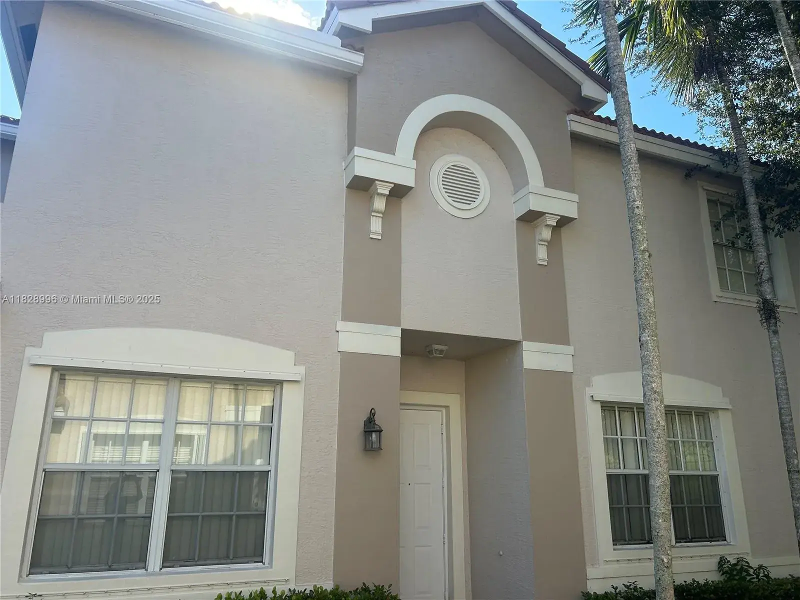12415 SW 42nd St, Miramar FL 33027