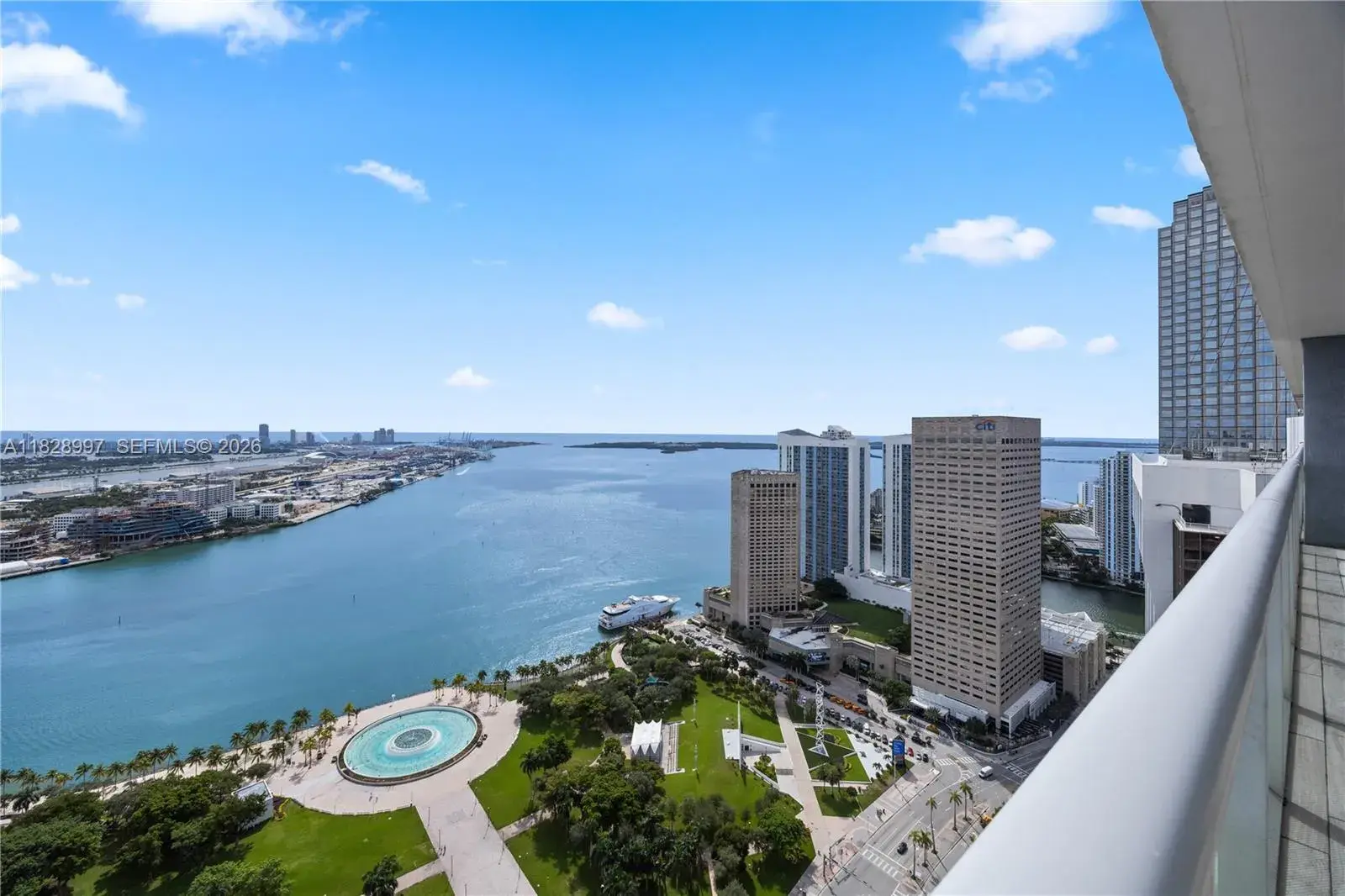 50 Biscayne Blvd # 4706, Miami FL 33132