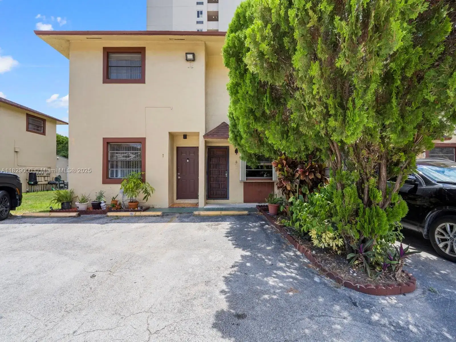 1310 W 46th St # 8, Hialeah FL 33012 photo 3