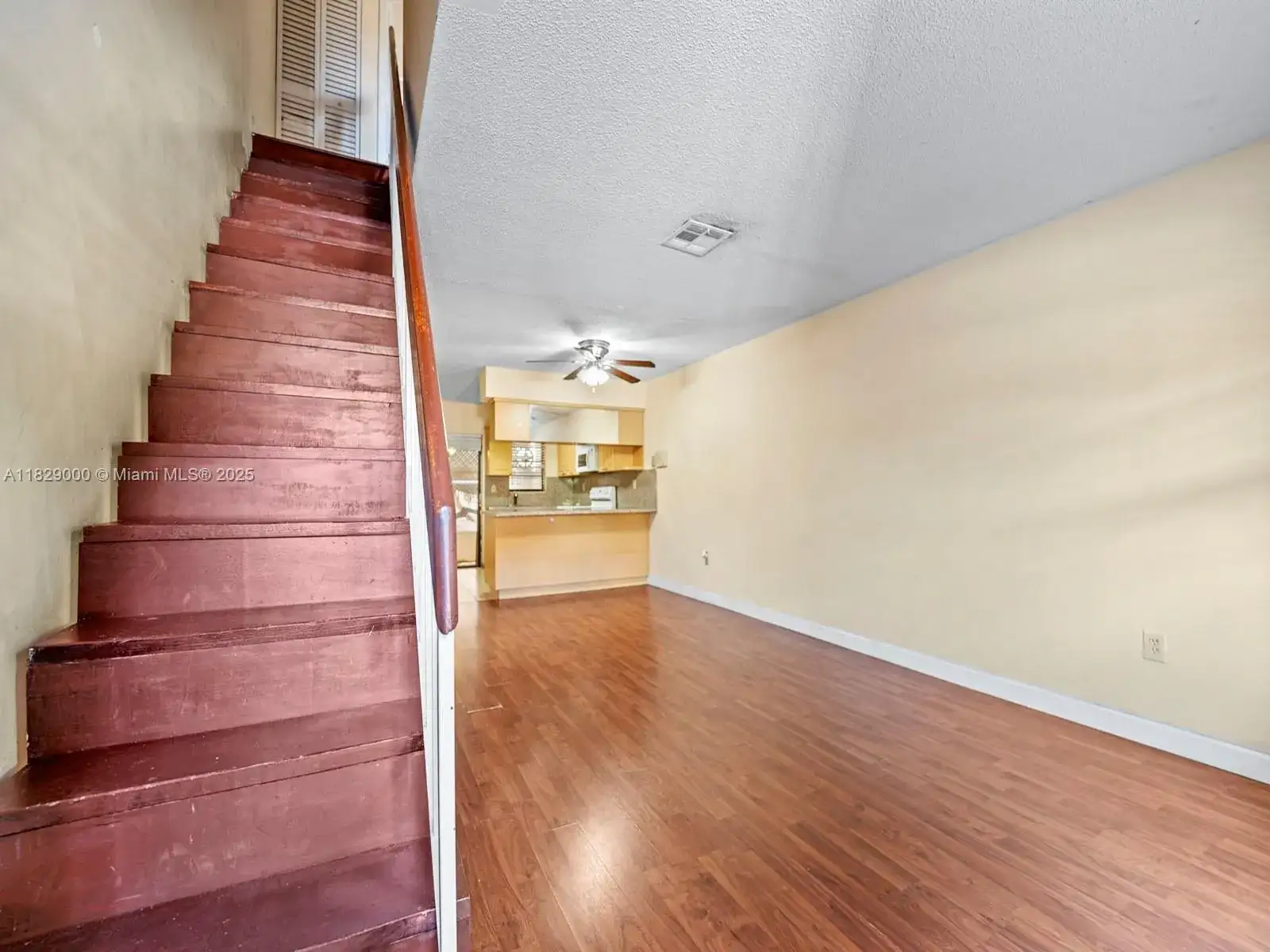 1310 W 46th St # 8, Hialeah FL 33012 photo 4