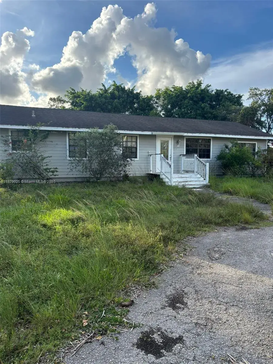 12525 NW 51st Ct N, Royal Palm Beach FL 33411