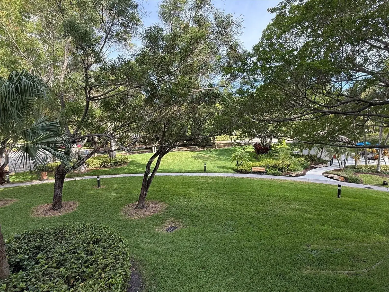 3700 Island Blvd # C203, Aventura FL 33160 photo 4