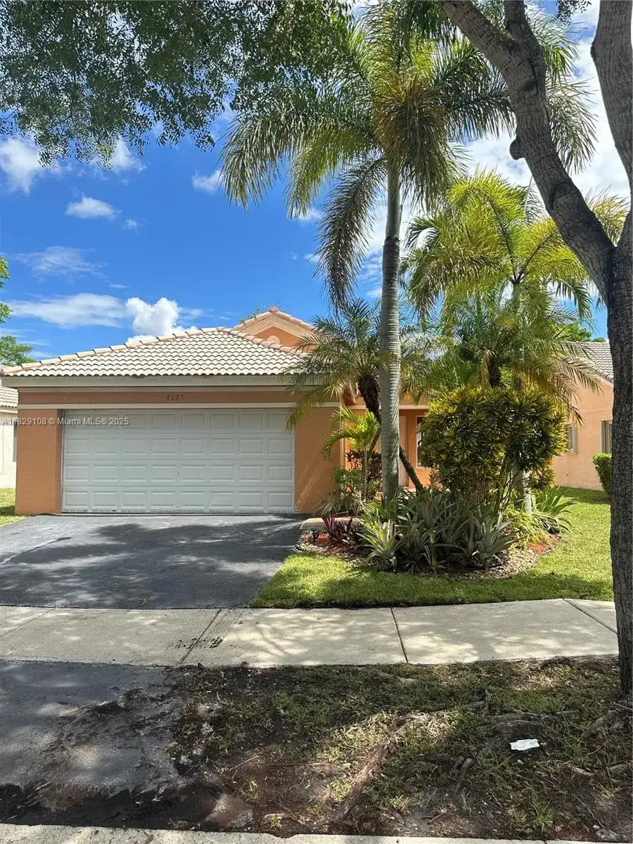 4025 Pine Ridge Ln # 4025, Weston FL 33331 photo 2
