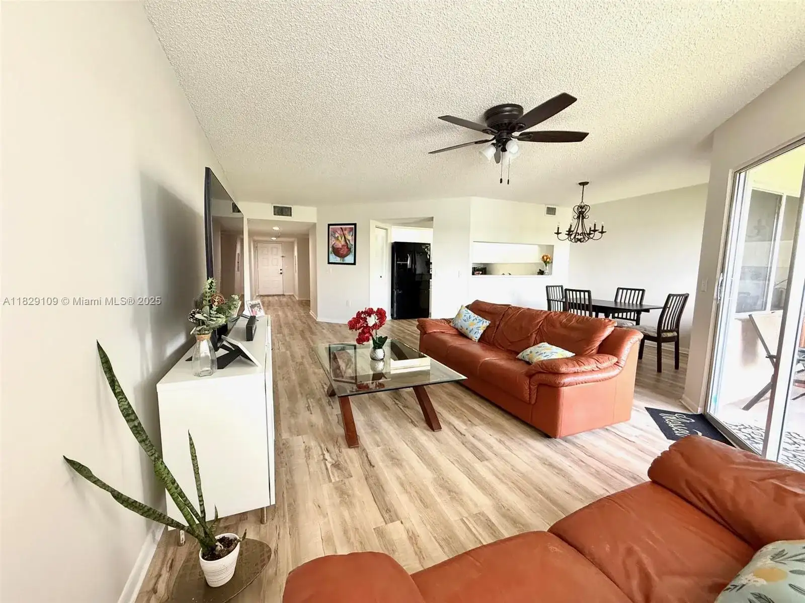 1400 SW 137th Ave # 411F, Pembroke Pines FL 33027 photo 2