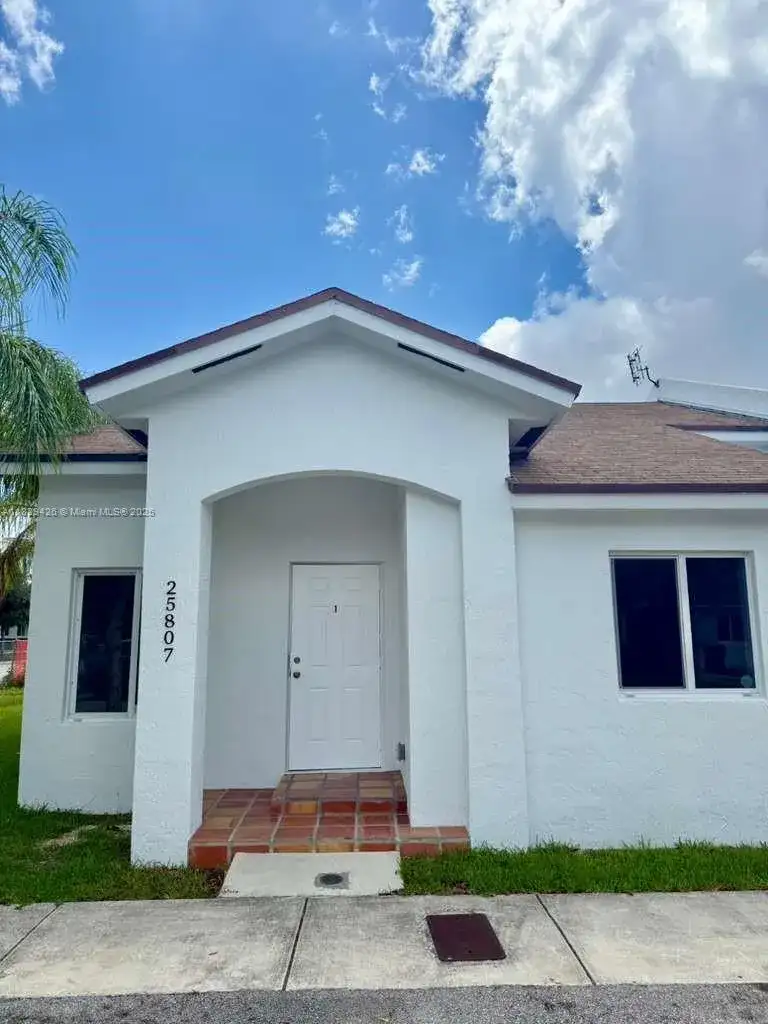 25807 SW 137th Path # 25807, Homestead FL 33032 photo 3