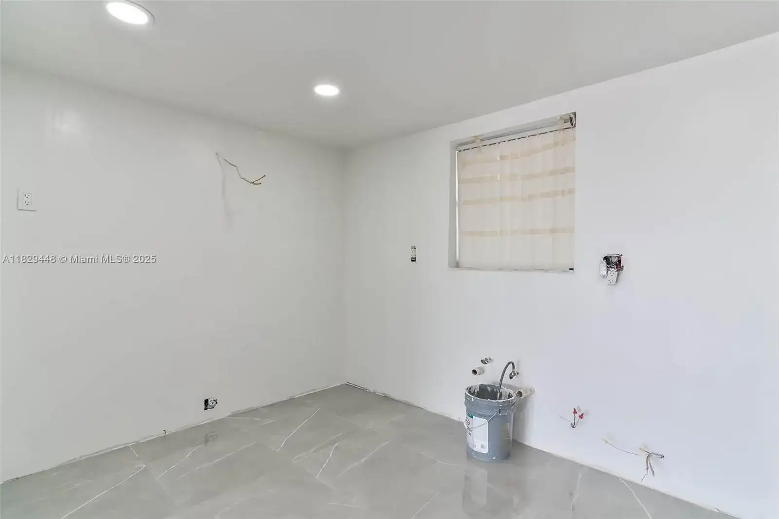 9375 Fontainebleau Blvd # L420, Miami FL 33172 photo 5