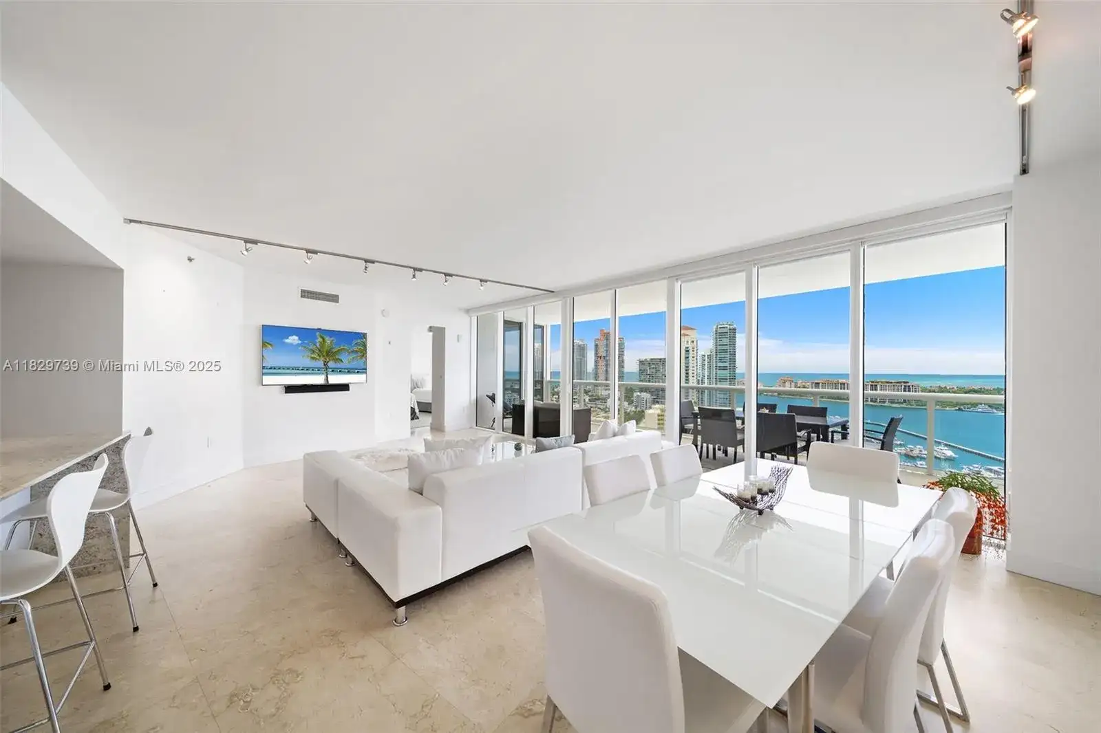400 Alton Rd # 2208, Miami Beach FL 33139 photo 5