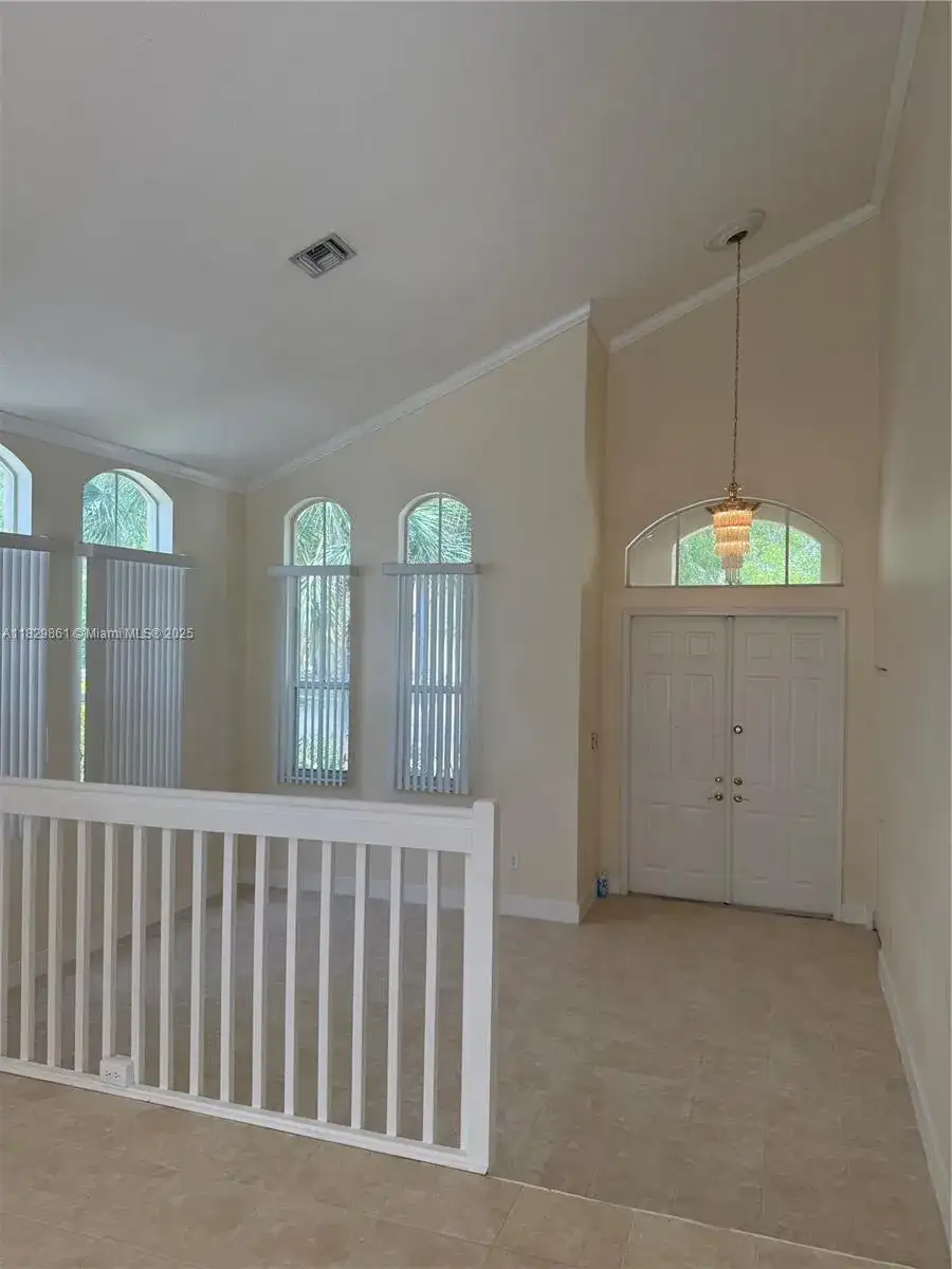 4973 SW 163rd Ave, Miramar FL 33027 photo 3