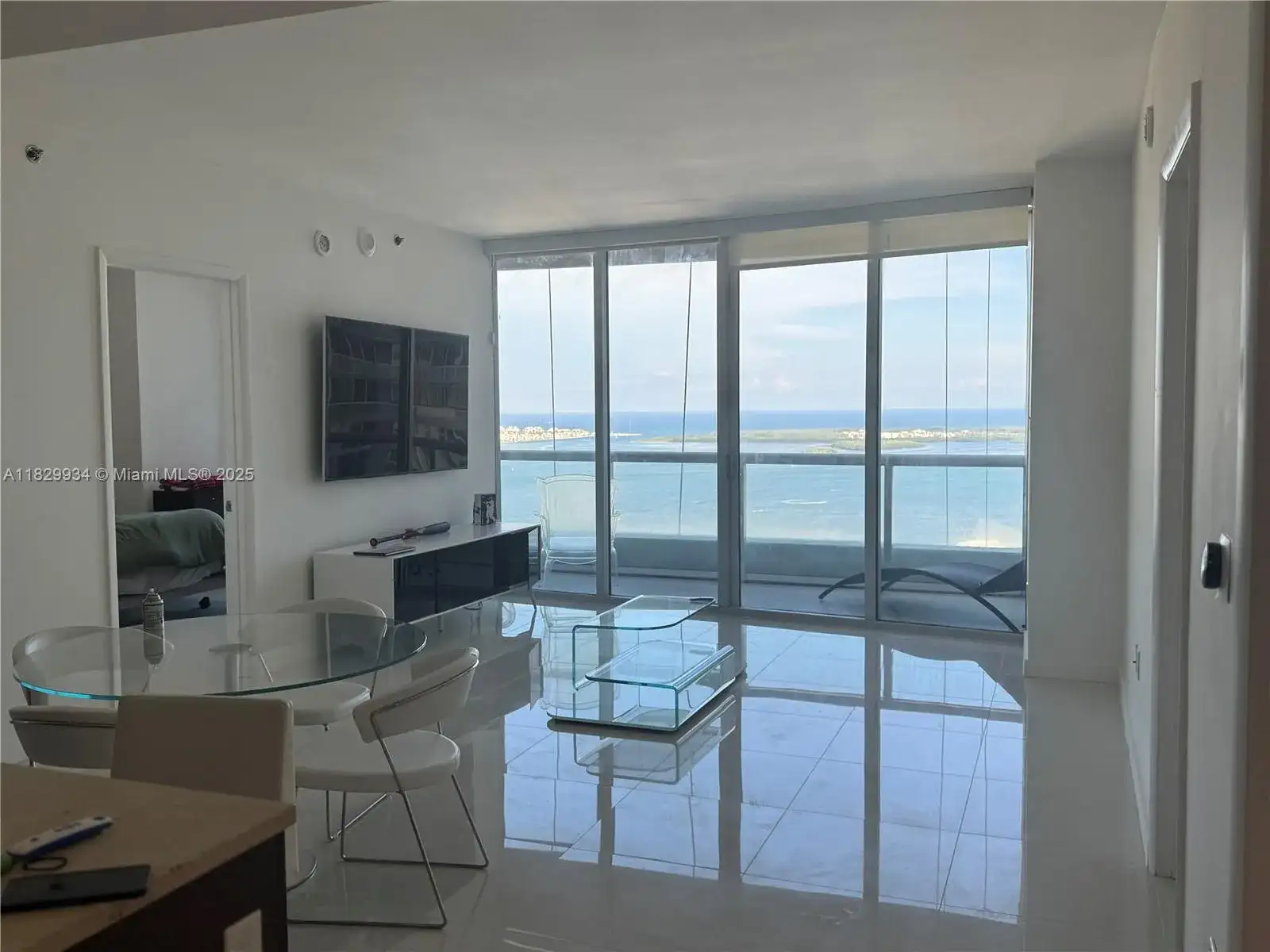 475 Brickell Ave # 4207, Miami FL 33131 photo 5