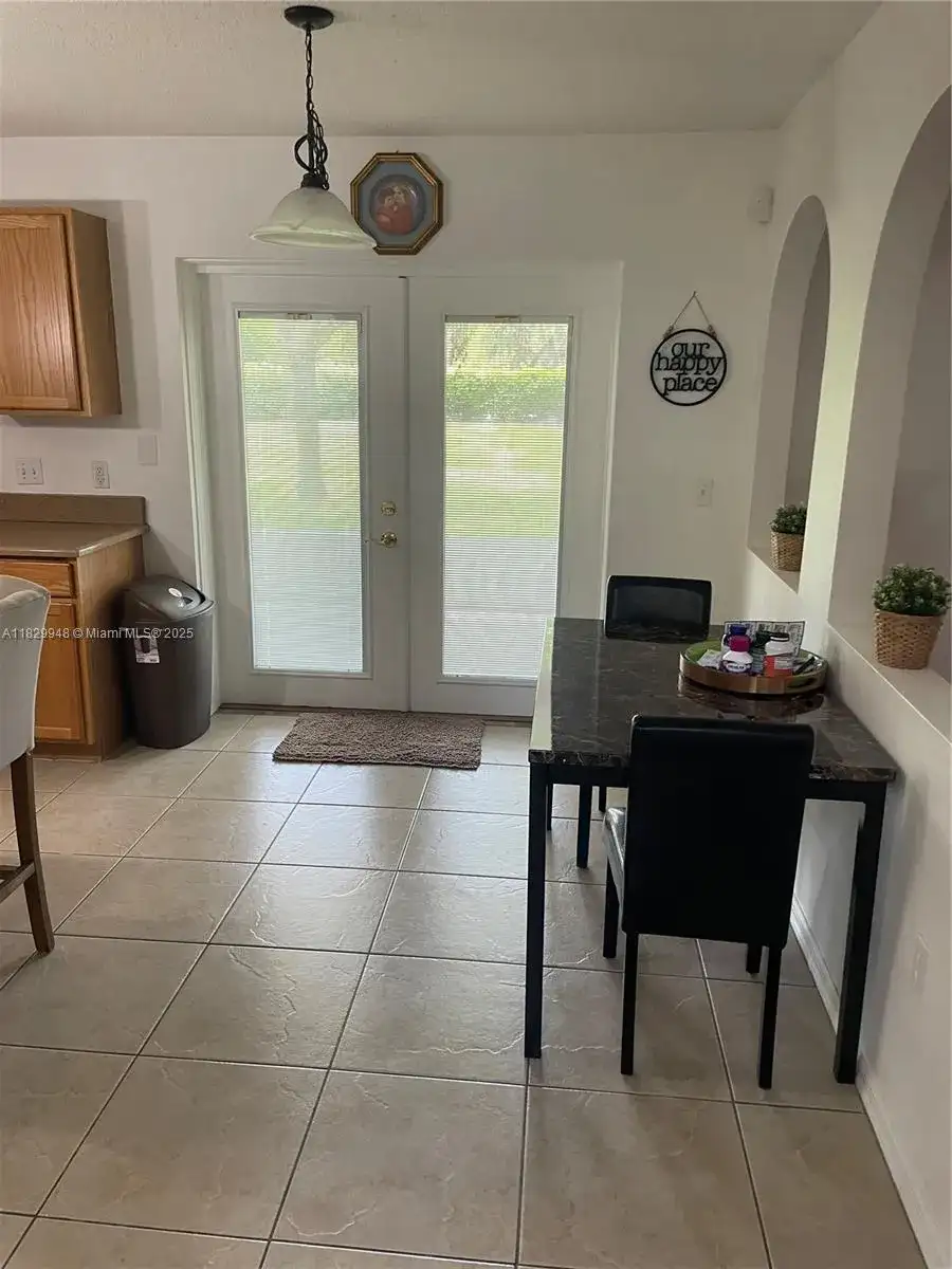 2645 SW 12th Sq SW, Vero Beach FL 32968 photo 5