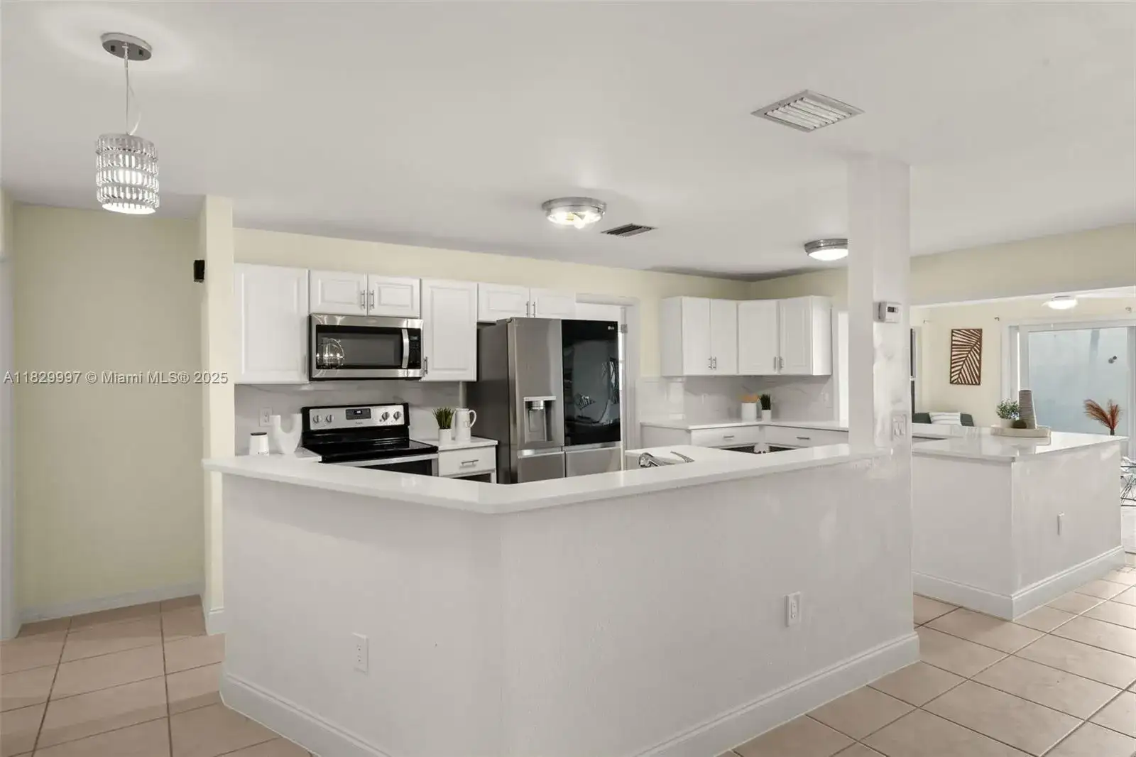 746 Overiver Drive, Fort Myers FL 33903 photo 4