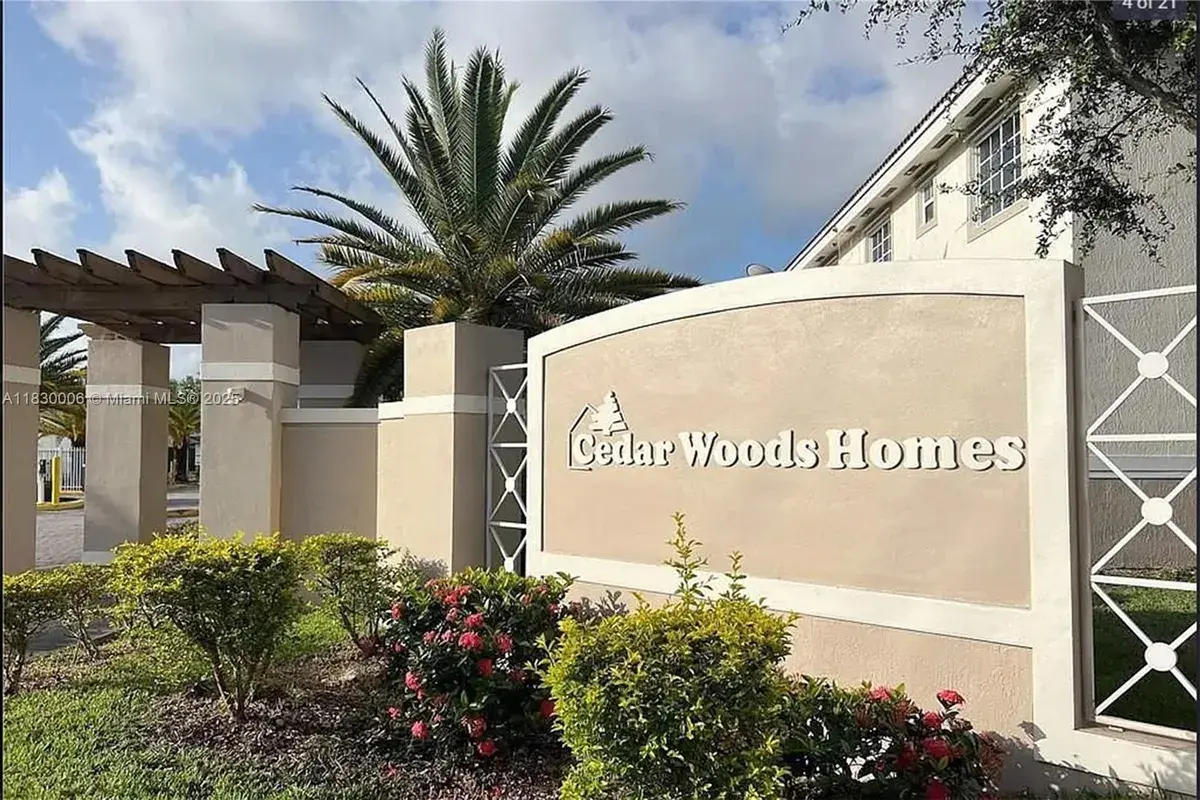 13990 SW 260 th st, Homestead FL 33032