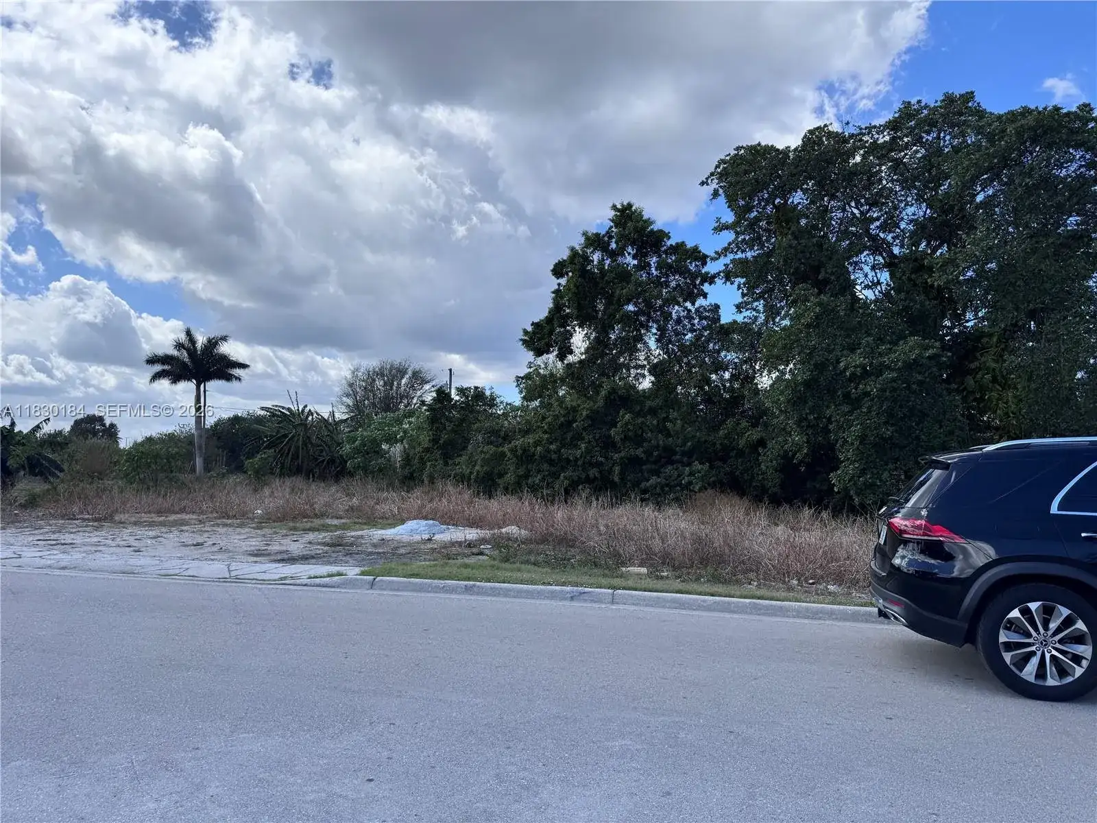 875 JOE LOUIS AVE, Pahokee FL 33476 photo 3