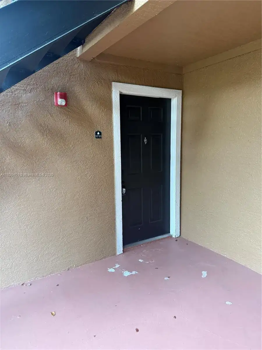 15570 SW 105th Ln # 1711, Miami FL 33196 photo 4