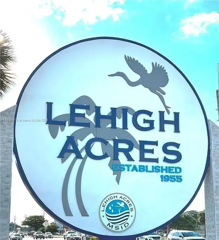 808 Frederick Reid St E, Lehigh Acres FL 33974 photo 5