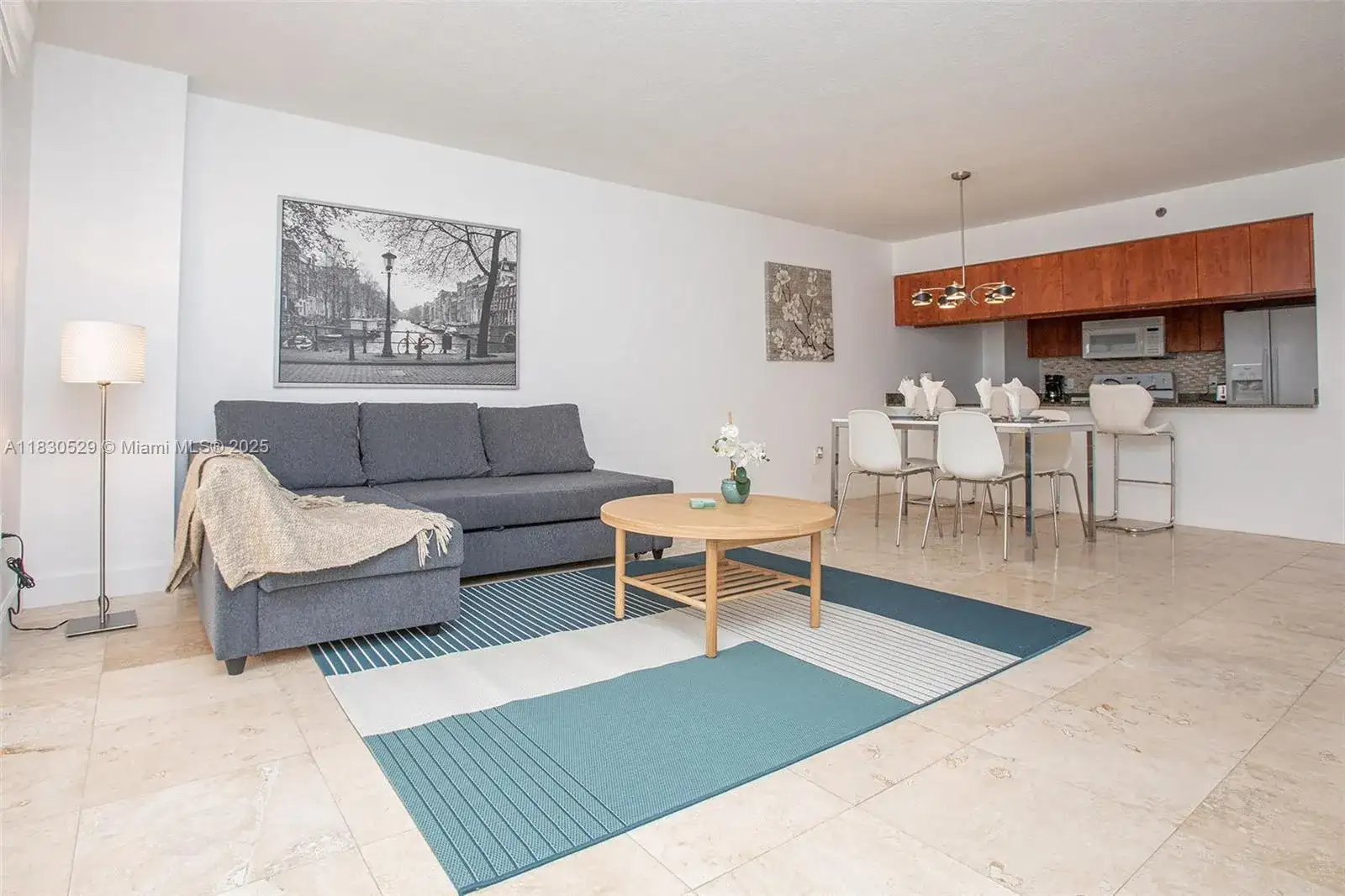 1200 Brickell Bay Dr # 2704, Miami FL 33131 photo 2