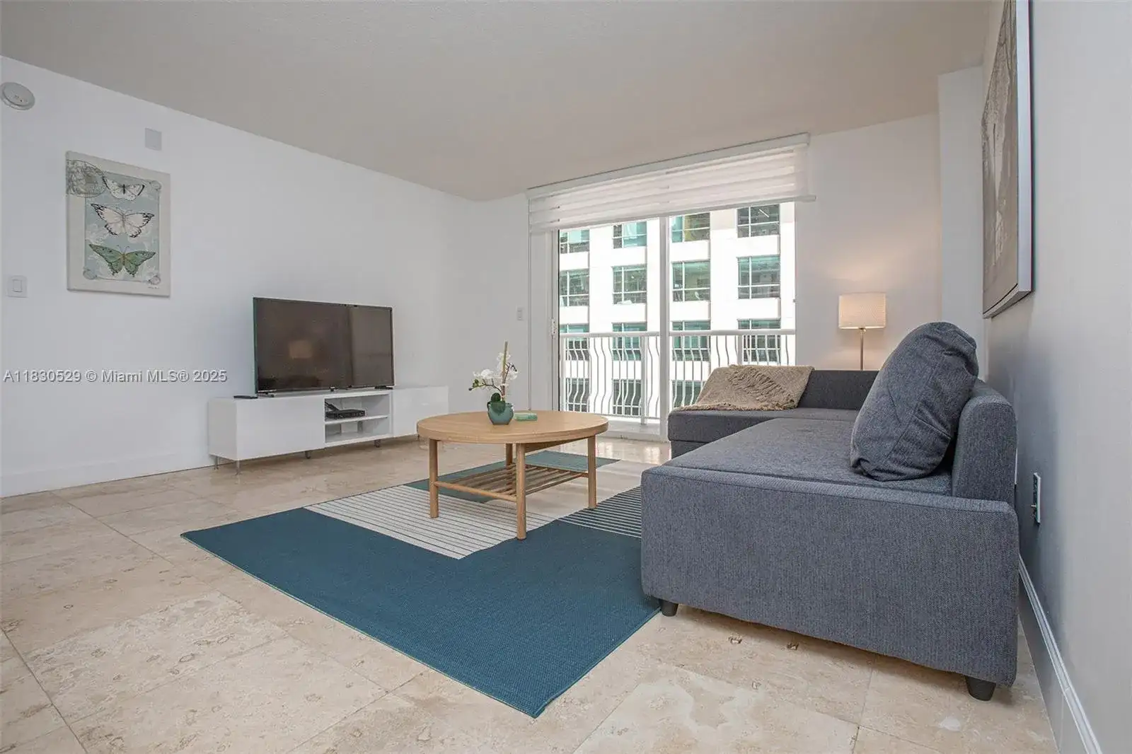 1200 Brickell Bay Dr # 2704, Miami FL 33131 photo 3