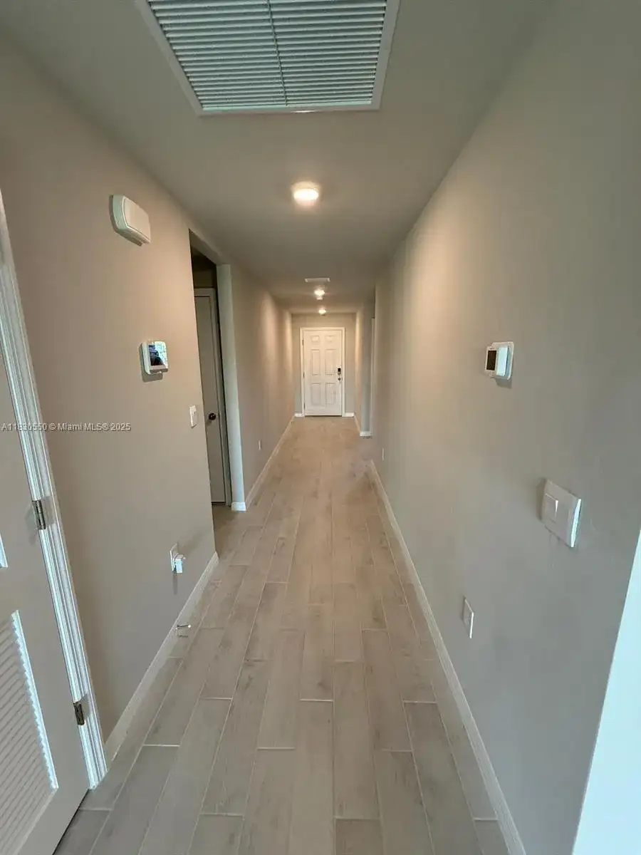 3051 NW BEECHWOOD CIR, La Belle FL 33935 photo 2