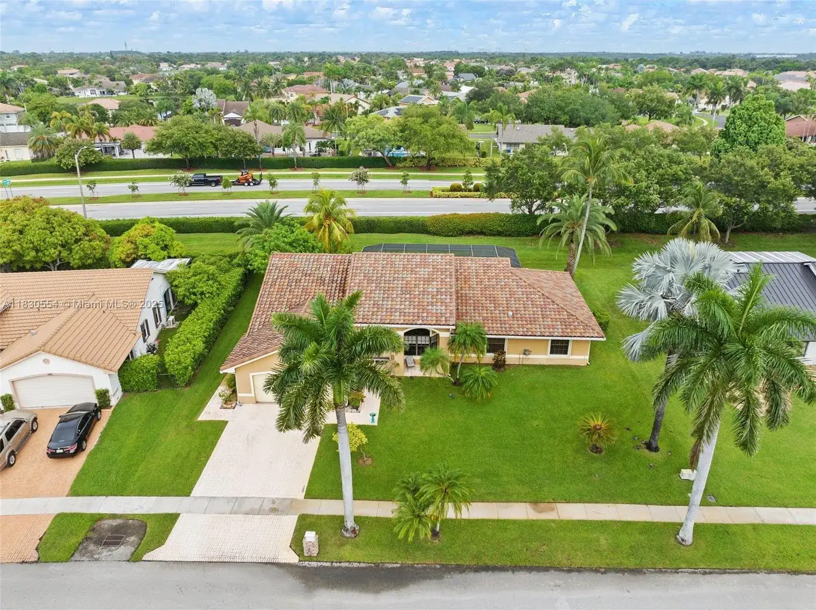 450 NW 195th Ave, Pembroke Pines FL 33029 photo 4