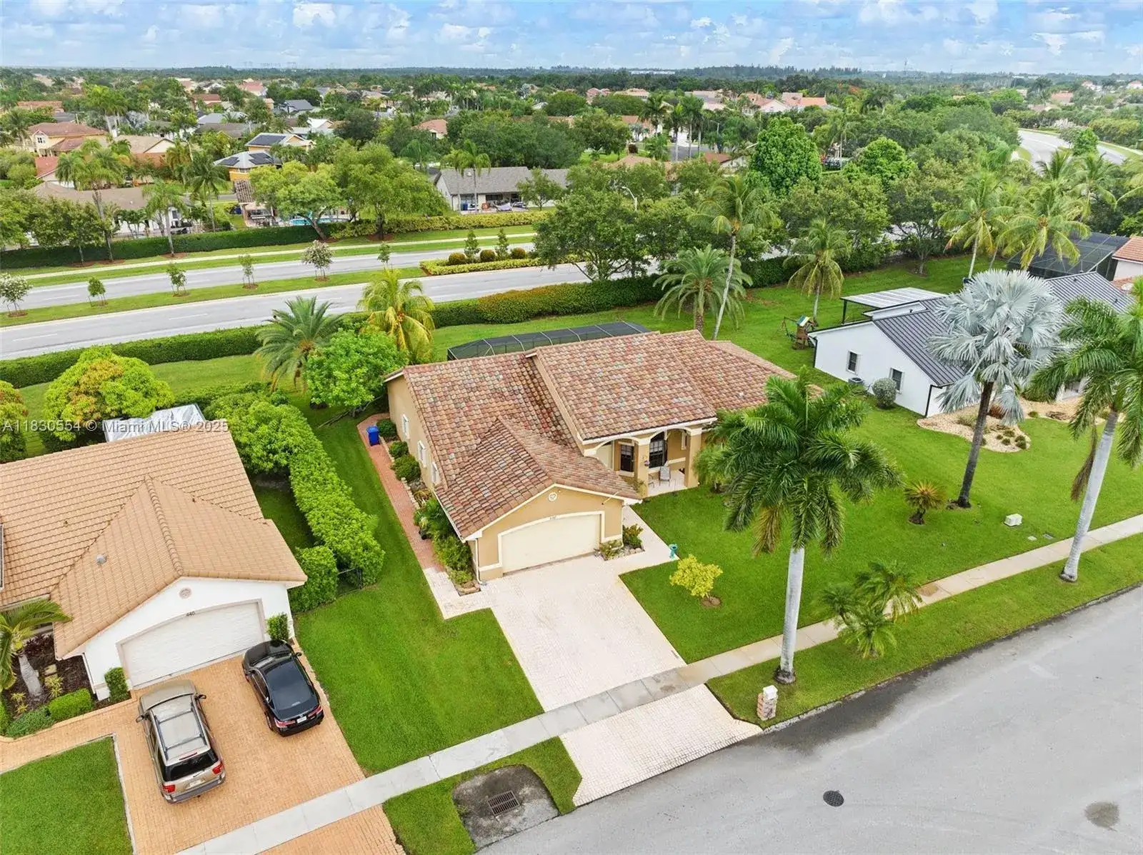 450 NW 195th Ave, Pembroke Pines FL 33029 photo 5