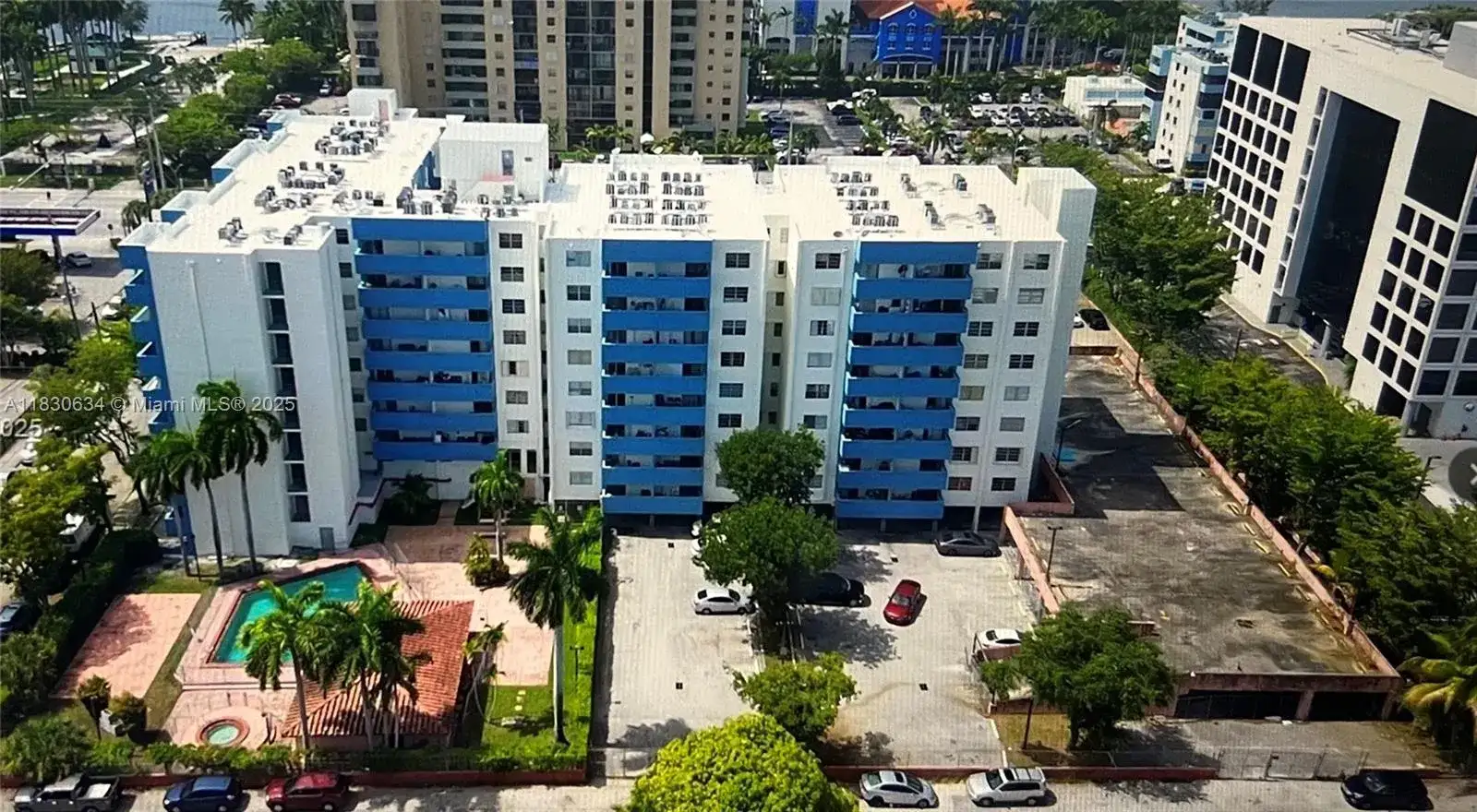 5050 NW 7th St # 709, Miami FL 33126 photo 2