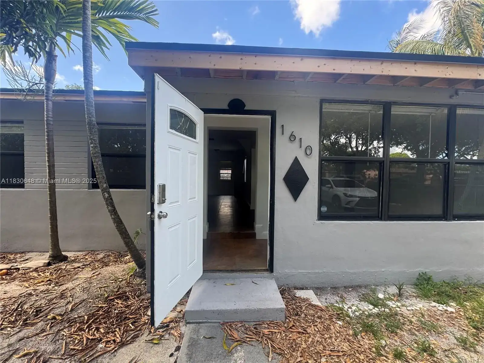 1610 NW 132nd St, North Miami FL 33167 photo 2
