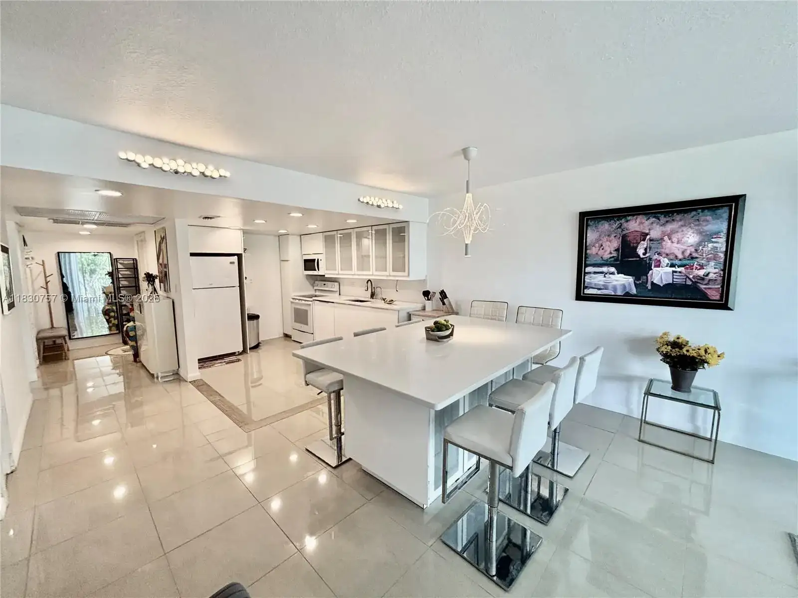 3051 S Palm Aire Dr # 201, Pompano Beach FL 33069 photo 2
