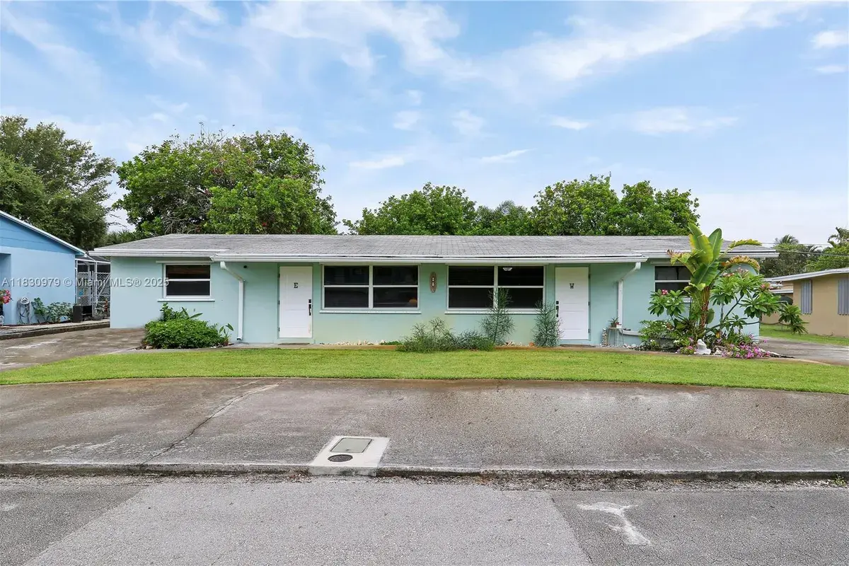 1884 Juno Rd, North Palm Beach FL 33408