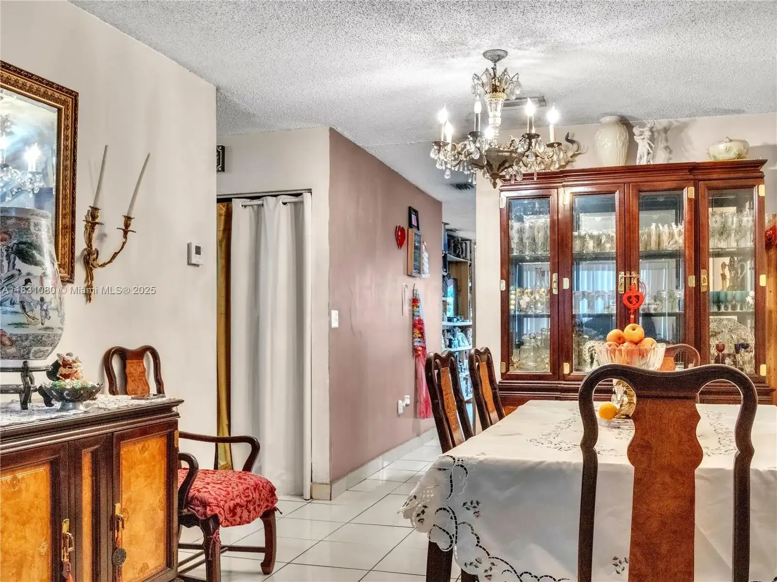 11525 SW 6th St, Sweetwater FL 33174 photo 4