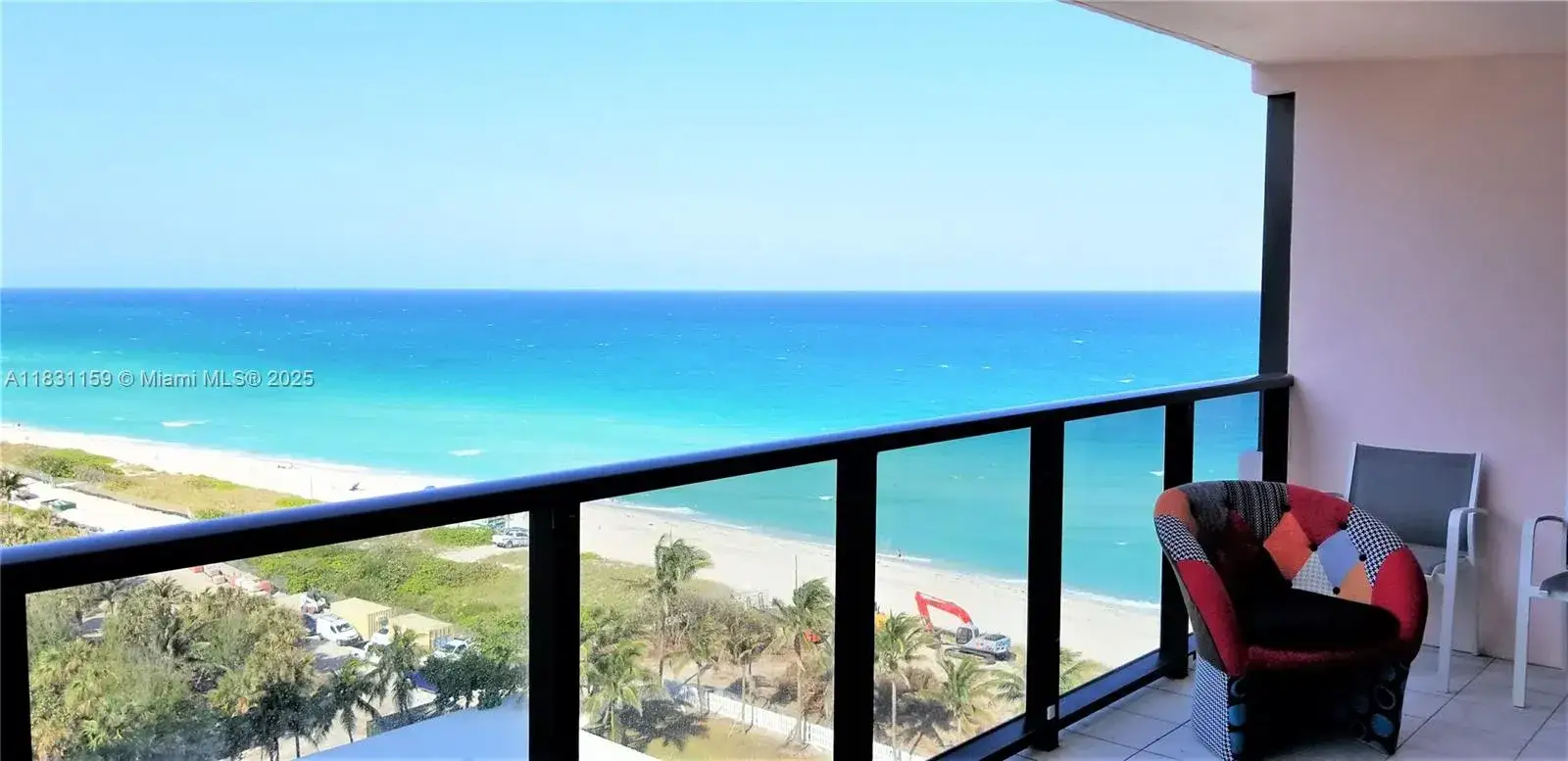 2 bedroom 2 bath Residential for sale at 5225 Collins Ave # 1404, Miami Beach FL 33140