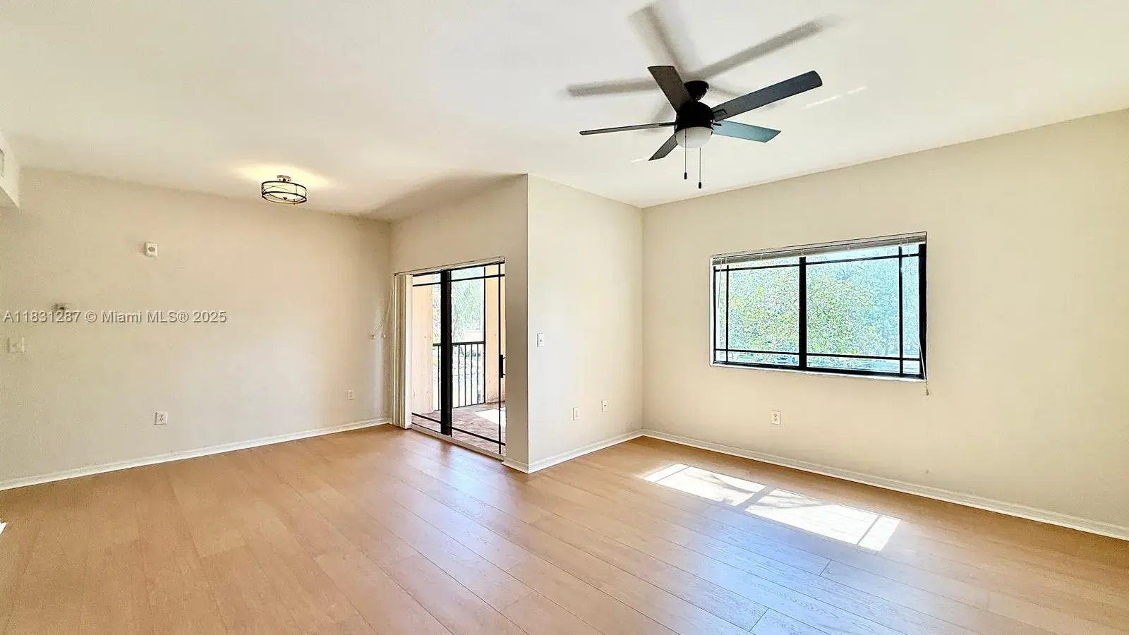 2807 Veronia Dr # 202, Palm Beach Gardens FL 33410