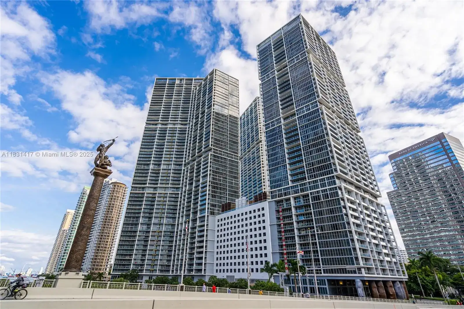 495 Brickell Ave # 4905, Miami FL 33131 photo 2