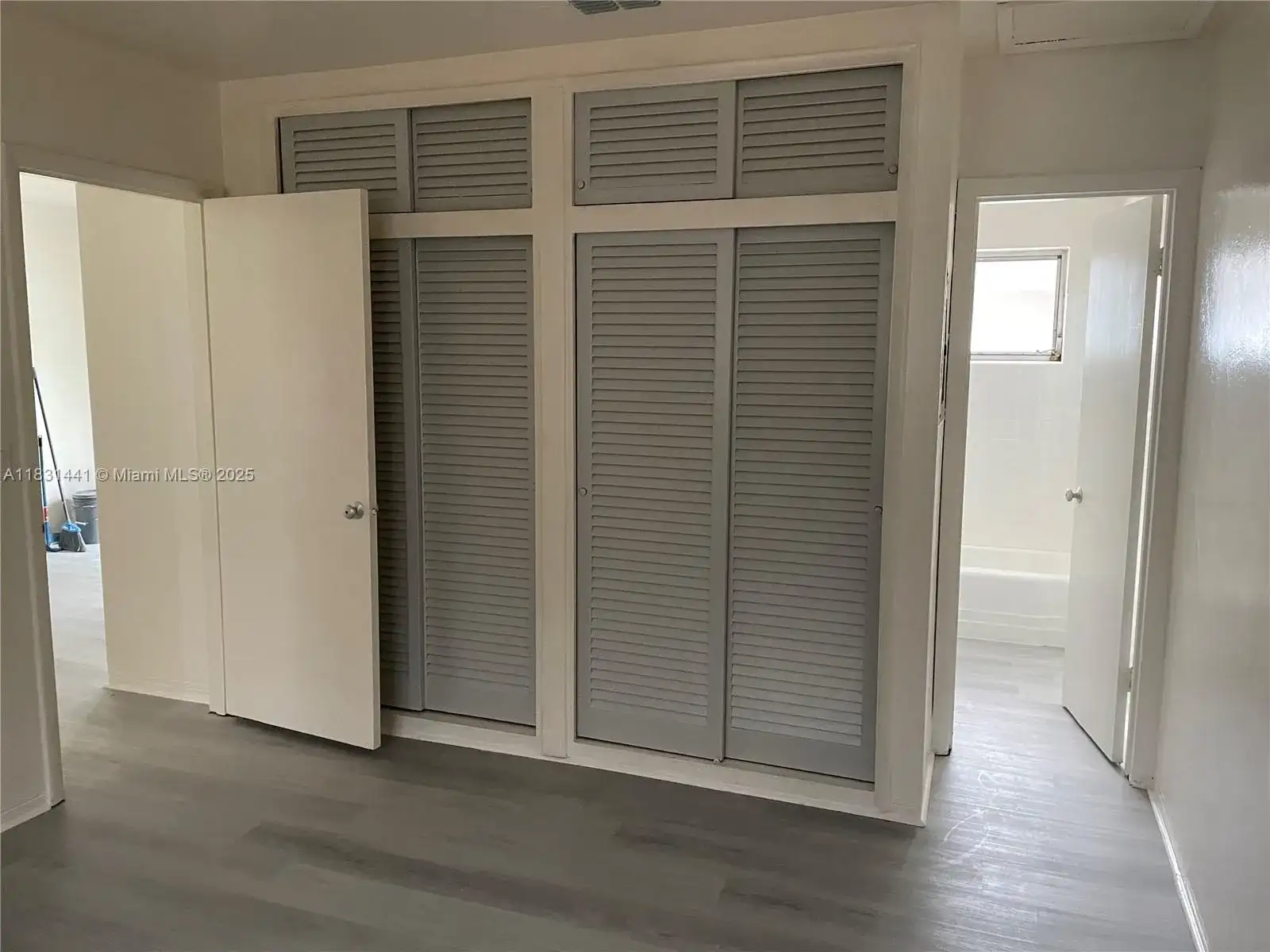 2450 Lincoln St # 3, Hollywood FL 33020 photo 4