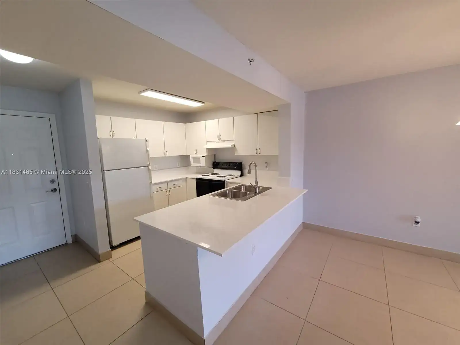 8224 Key Royal Cir # 225, Other City - In The State Of Florida FL 34119 photo 3