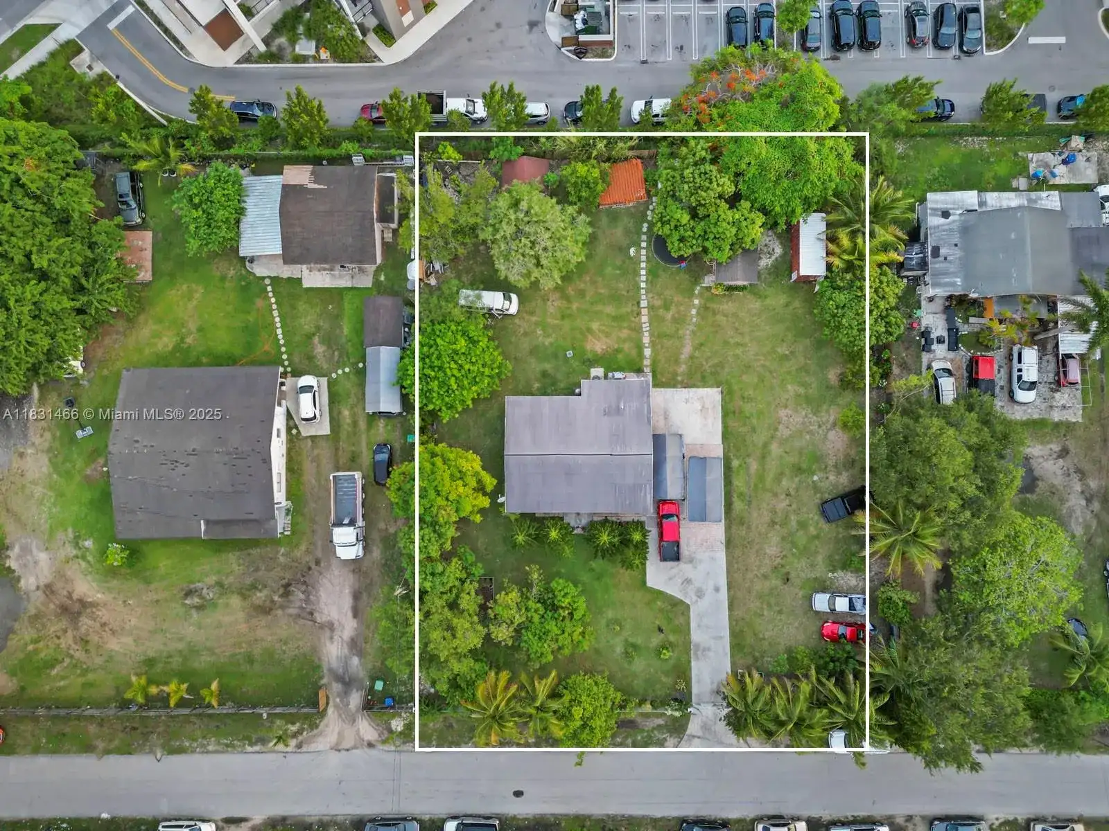 14240 Henderson St, Homestead FL 33032 photo 2