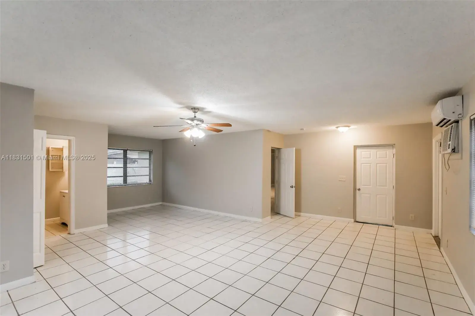 890 Alabama Ave, Fort Lauderdale FL 33312
