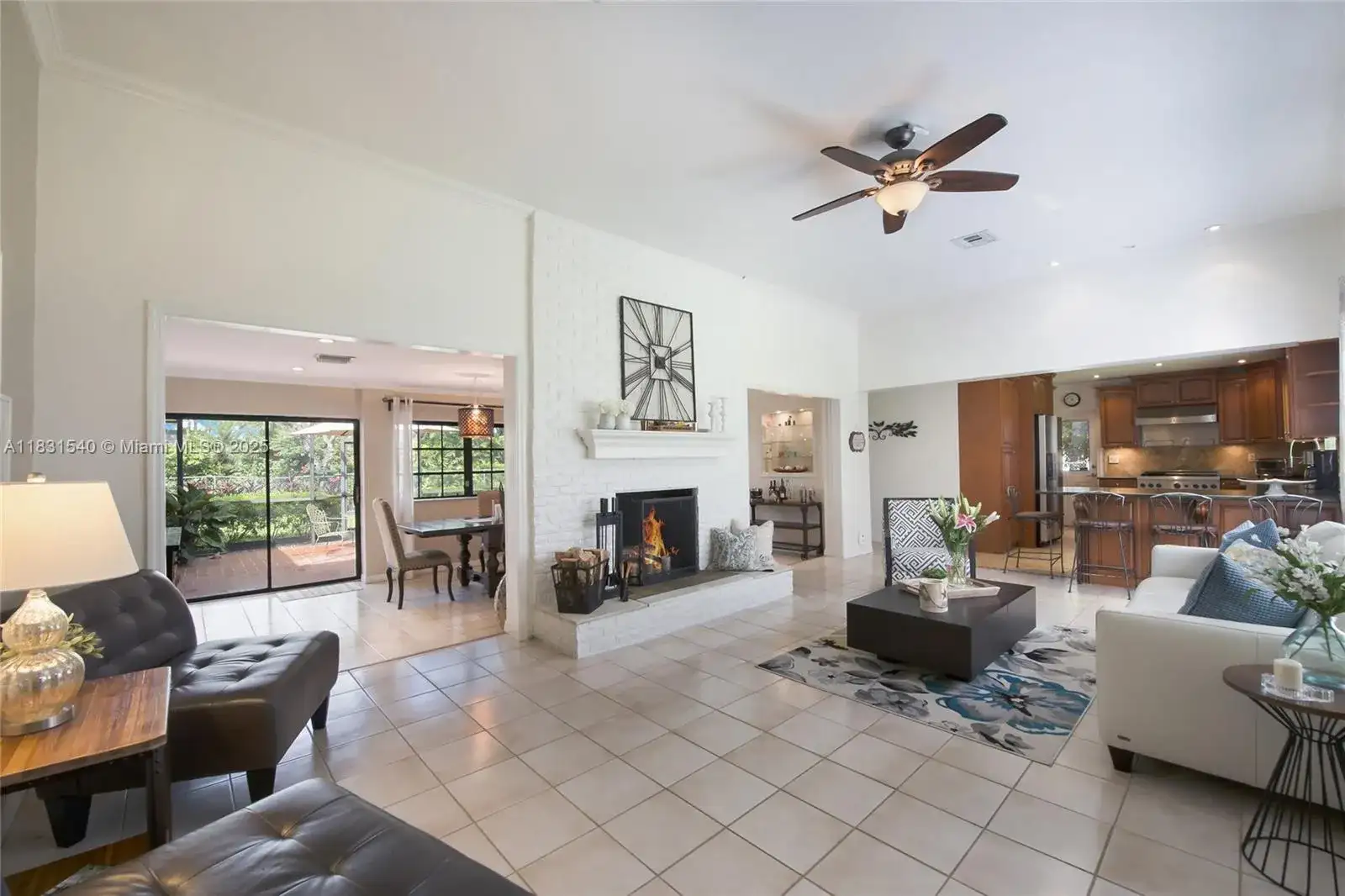 7825 SW 98 St, Miami FL 33156 photo 2