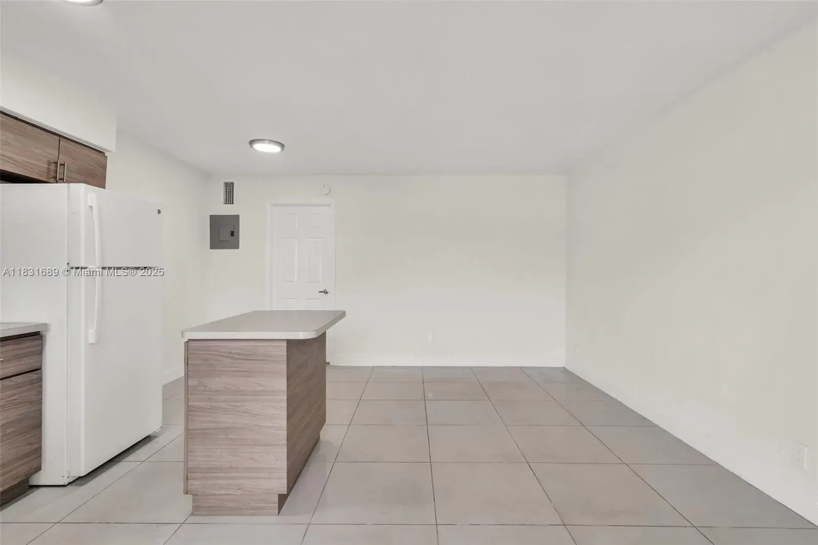 6034 Arthur St # 4, Hollywood FL 33024