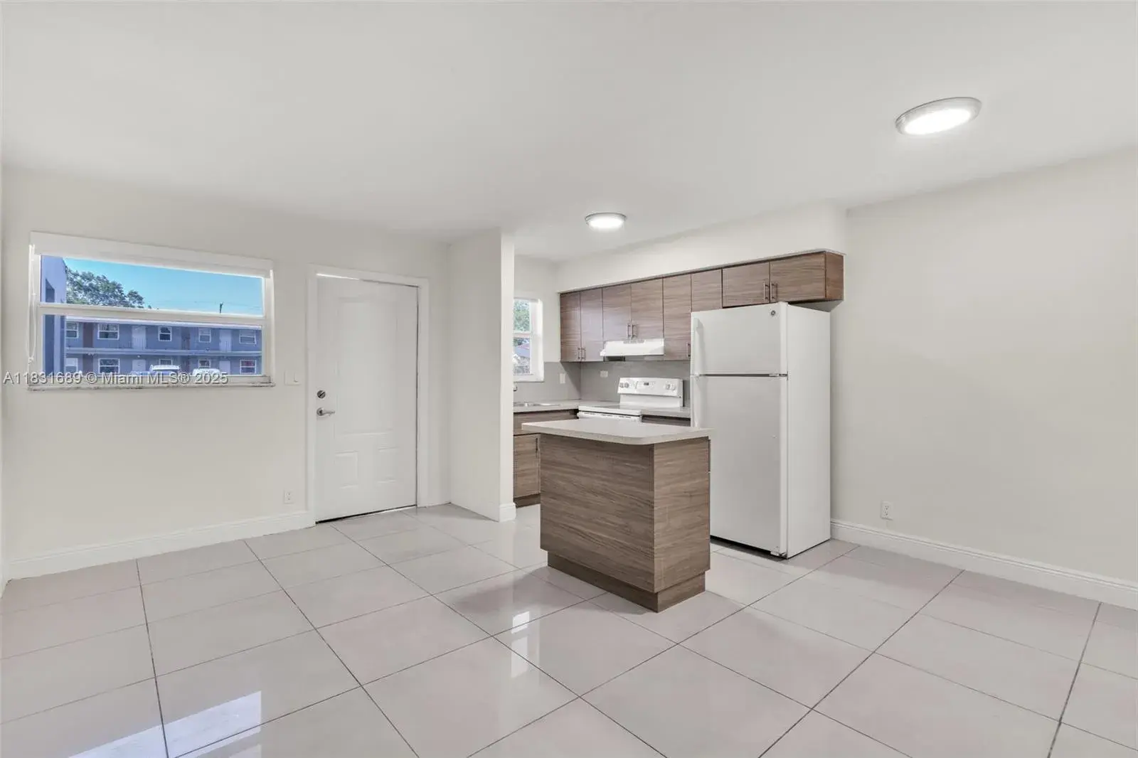 6034 Arthur St # 4, Hollywood FL 33024