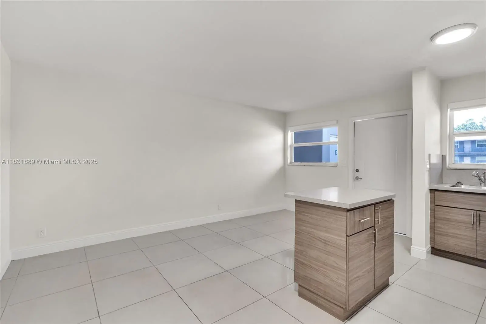 6034 Arthur St # 4, Hollywood FL 33024