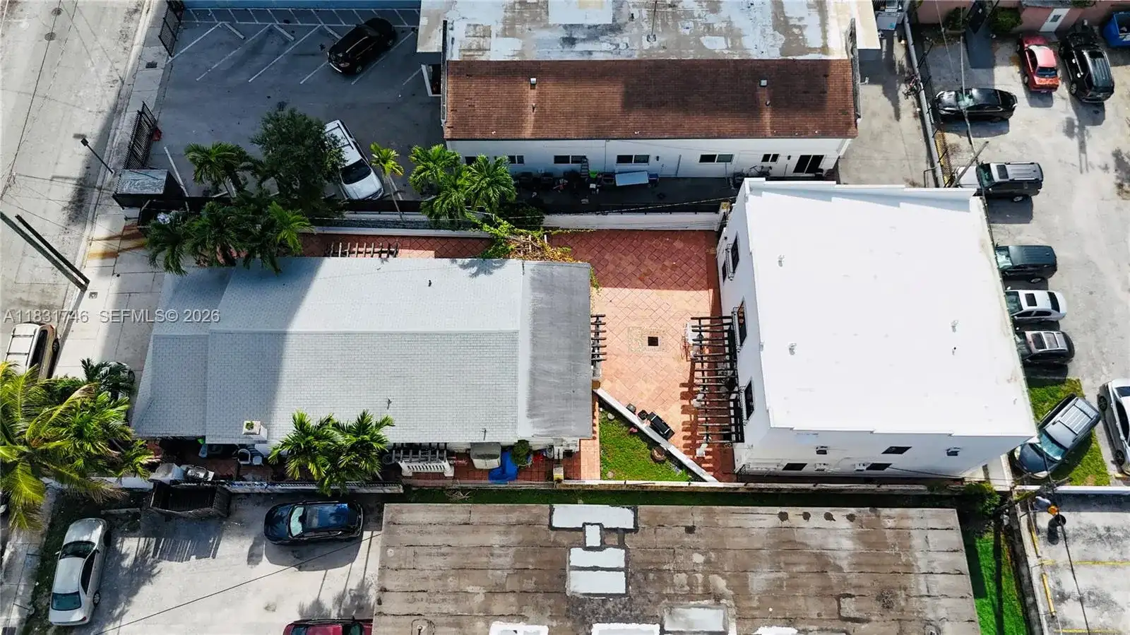 1236 SW 4th St, Miami FL 33135 photo 4