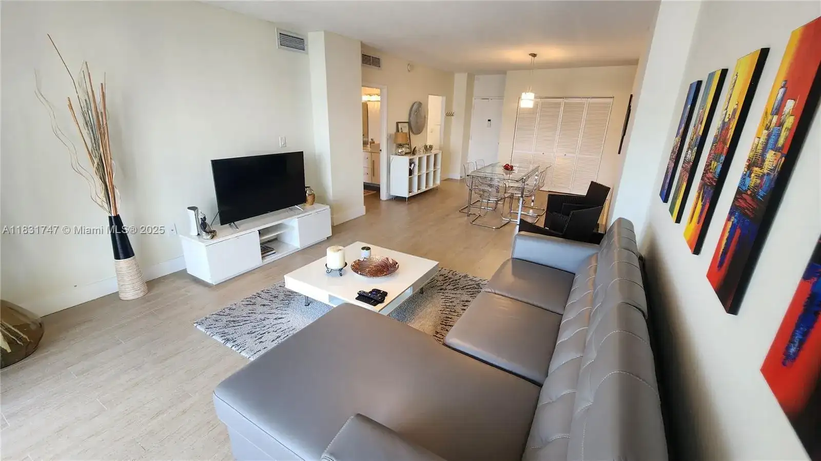 500 Bayview Dr # 1725, Sunny Isles Beach FL 33160 photo 3
